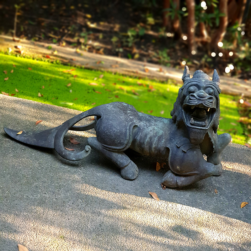Antique Buddha sculpture